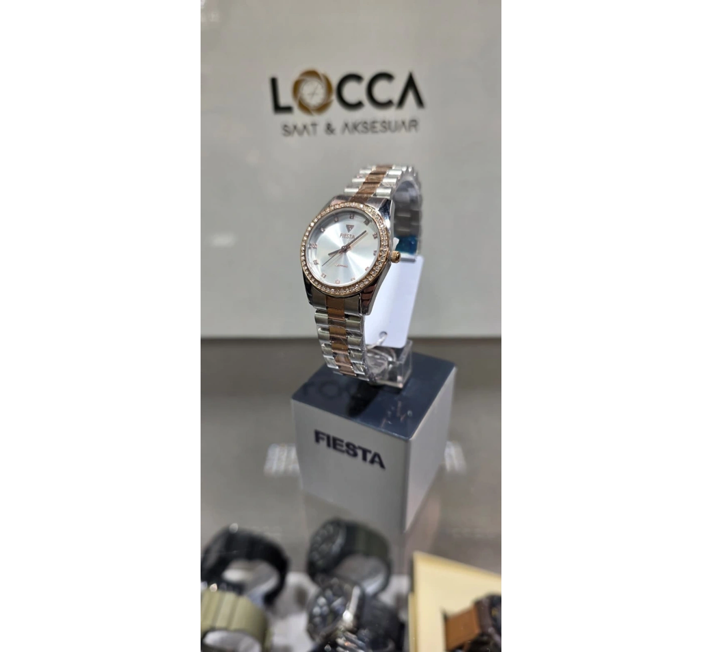 Fiesta F-23003L Kadın Kol Saati