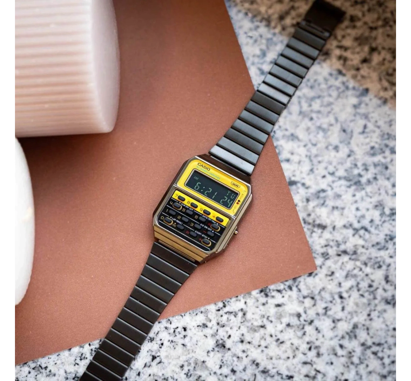 Casio CA-500WEGG-9BDF Hesap Makineli Kol Saati