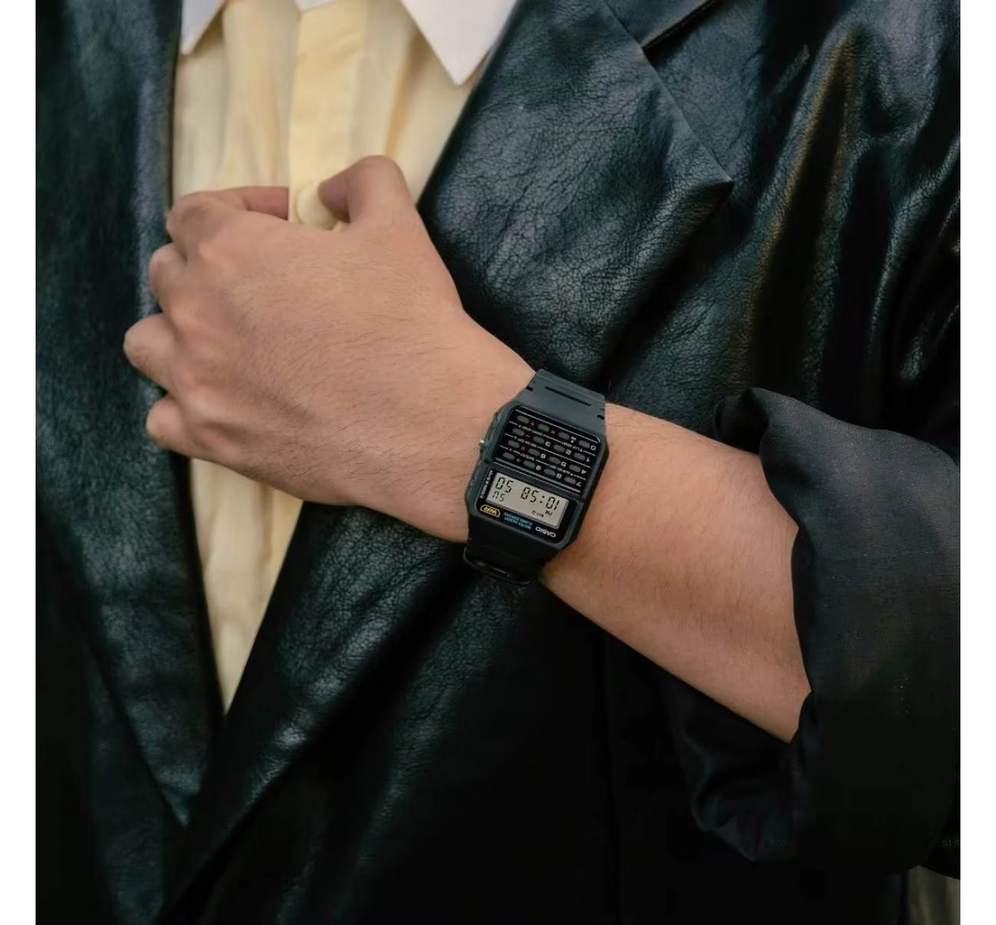 Casio CA-53W-1Z Unisex Hesap Makineli Kol Saati