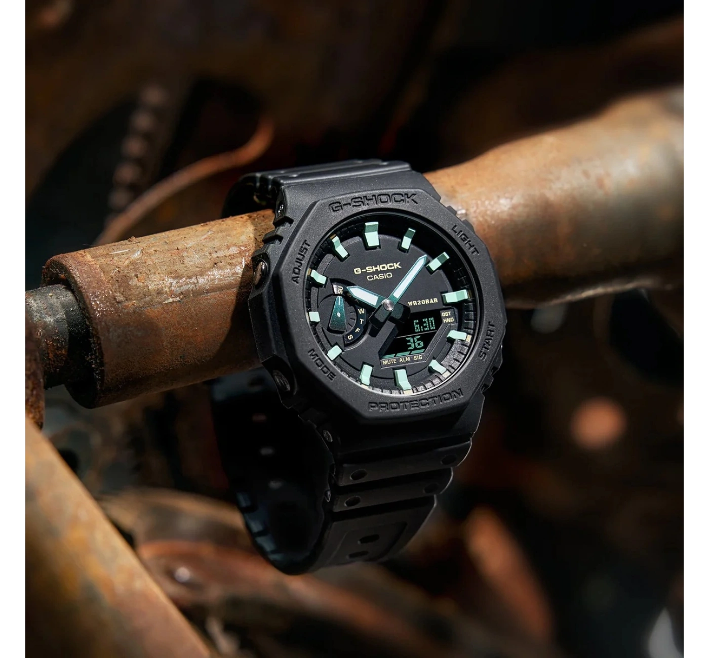 Casio G-Shock GA-2100RC-1ADR Kol Saati