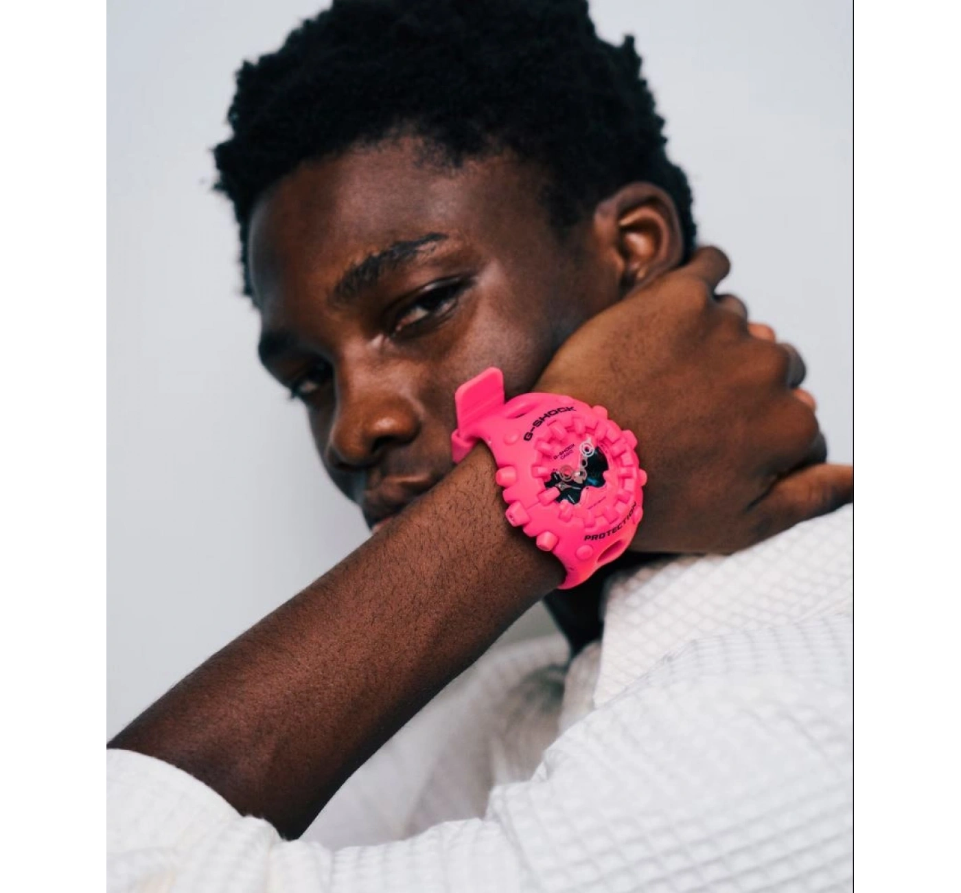 Casio G-Shock GA-V01-4ADR Kol Saati