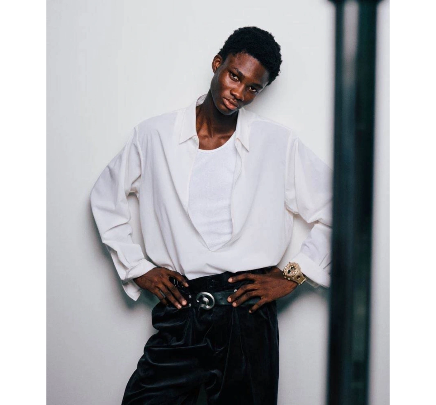 Casio G-Shock GA-V01A-9ADR Erkek Kol Saati