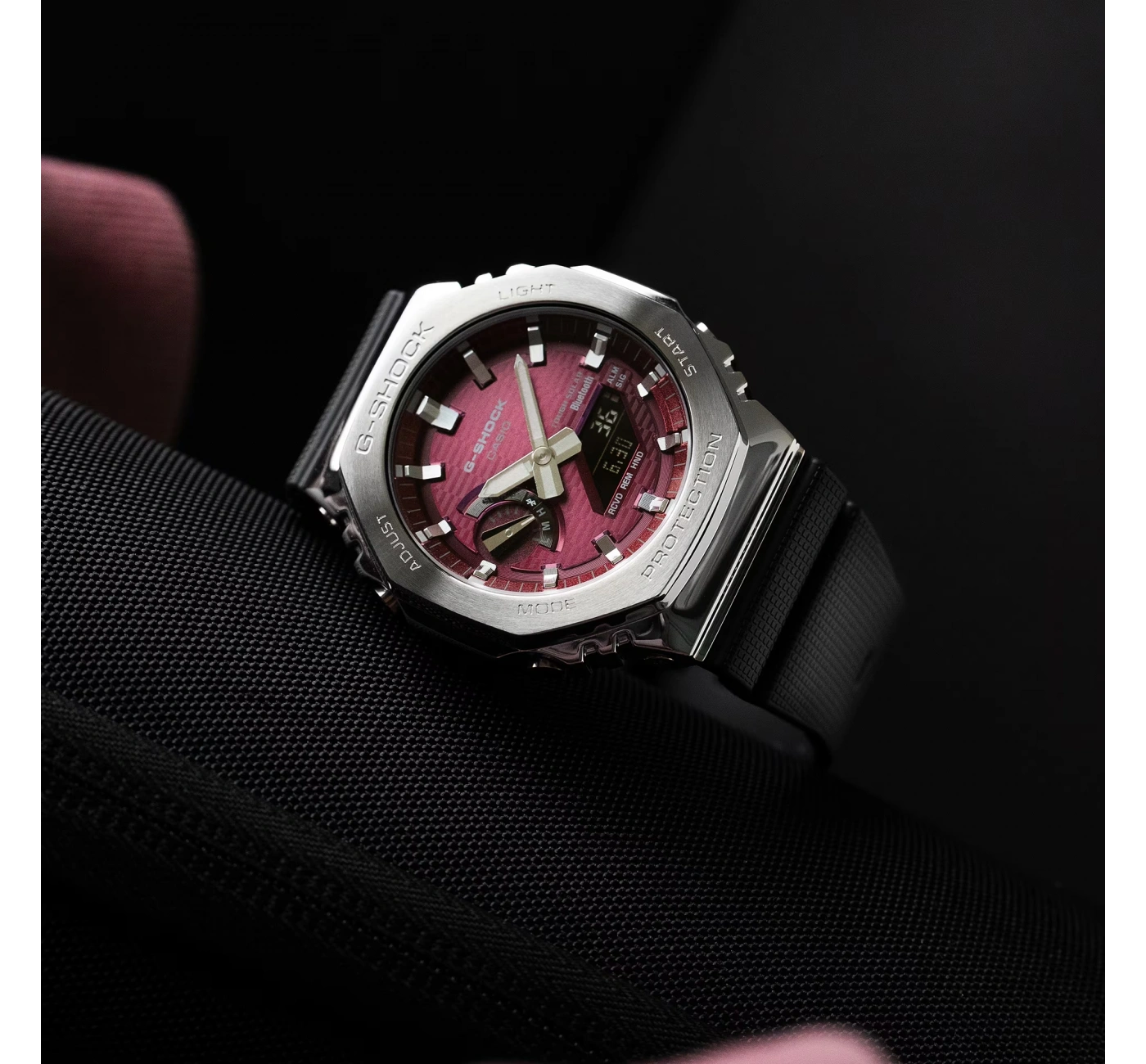 Casio G-Shock GBM-2100A-4BDR Unisex Kol Saati