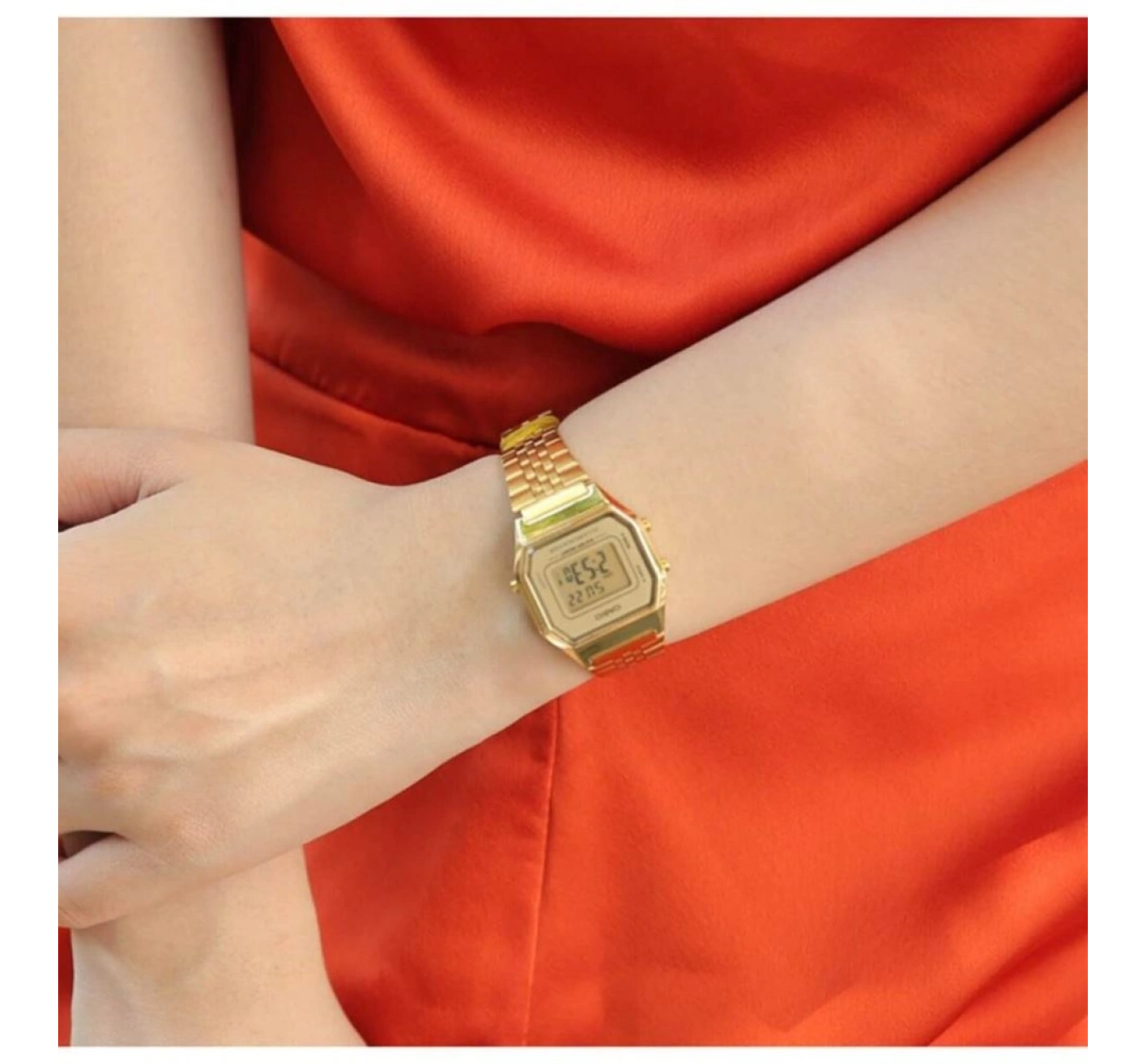 Casio LA680WGA-9BDF Retro Kol Saati