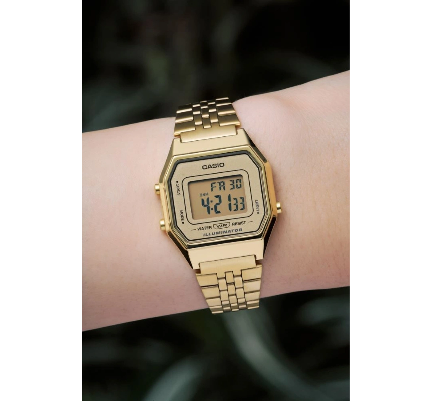 Casio LA680WGA-9DF Retro Kol Saati