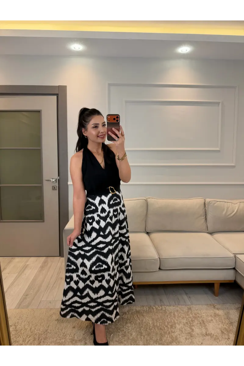 Boyundan Bağlamalı Kemerli Elbise