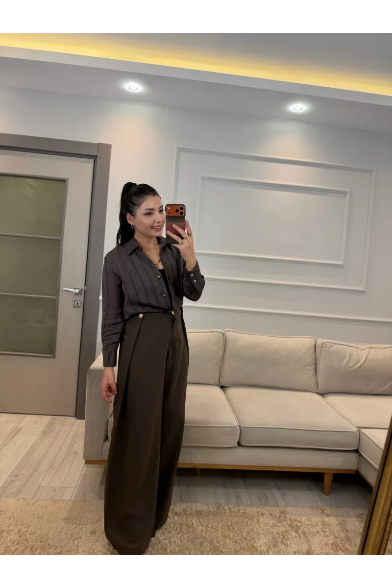 Gold Düğme Detaylı Tasarım Pantolon