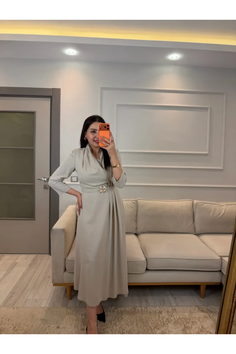 Lia Kemer Detaylı Elbise