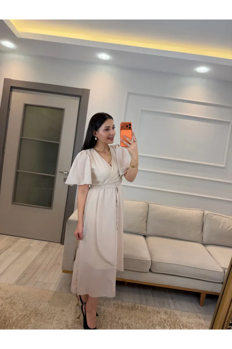 Kısa Kollu Kol Volanlı Şifon Elbise