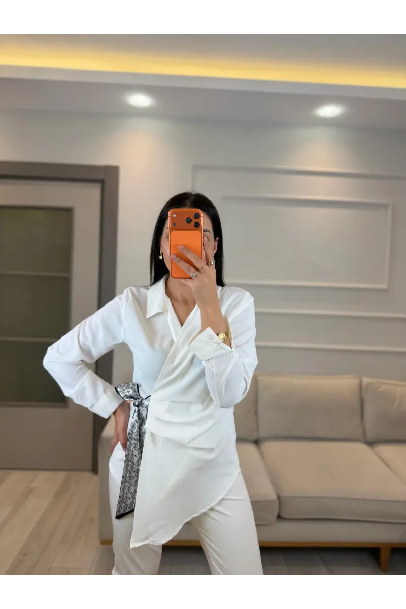 Jesica Fularlı Gömlek