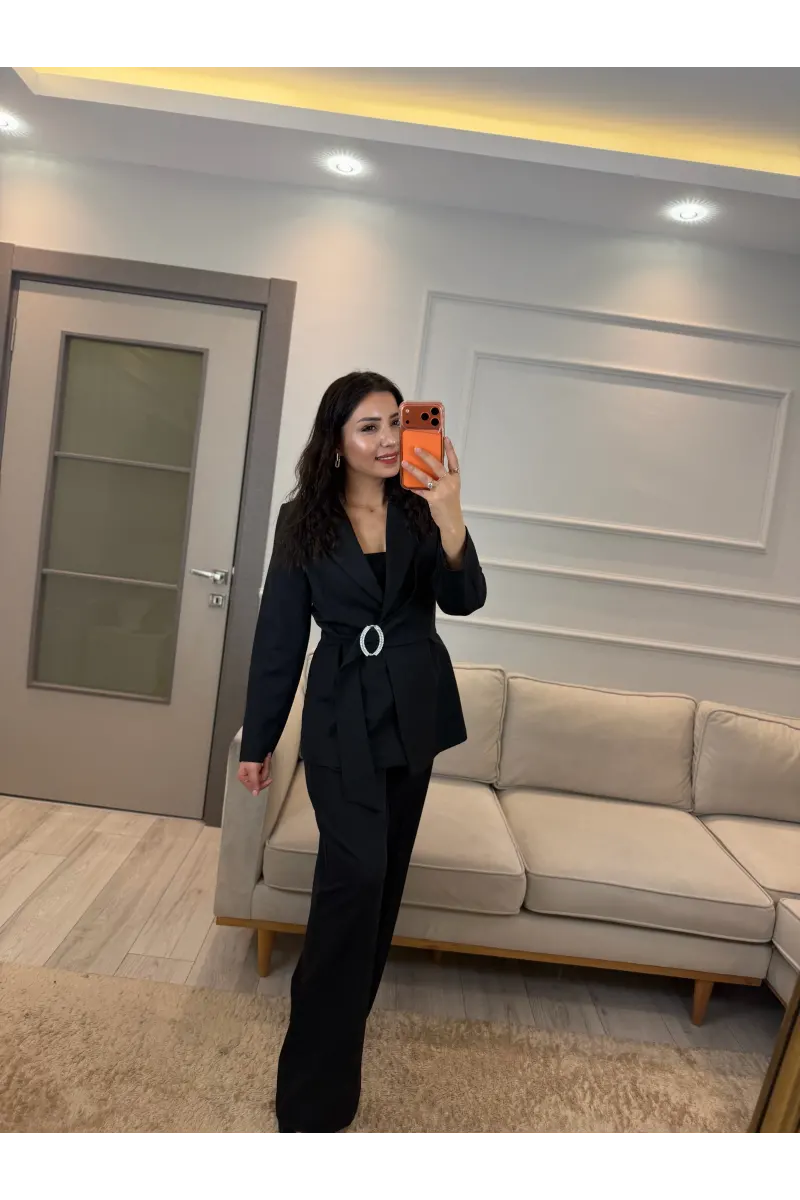 Broş Taş Detaylı Blazer Ceket Takım