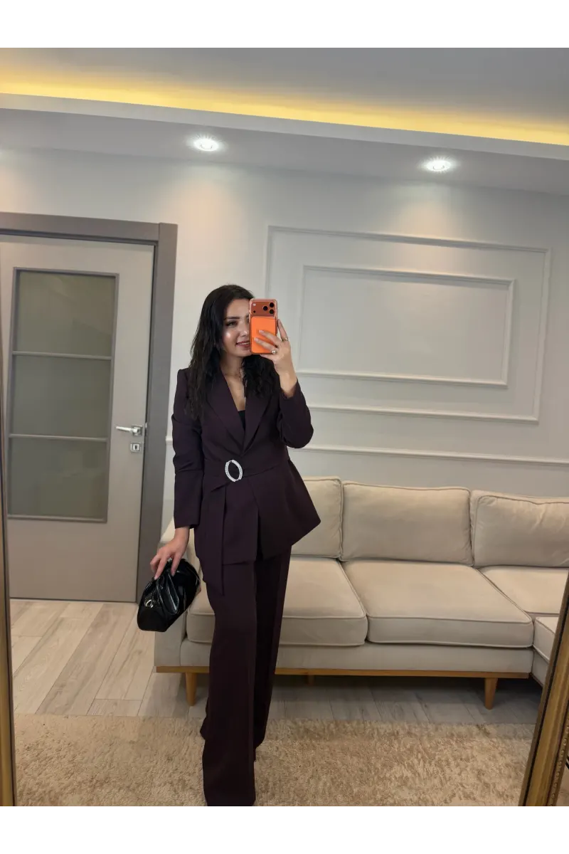 Broş Taş Detaylı Blazer Ceket Takım