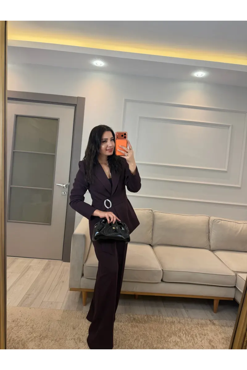 Broş Taş Detaylı Blazer Ceket Takım