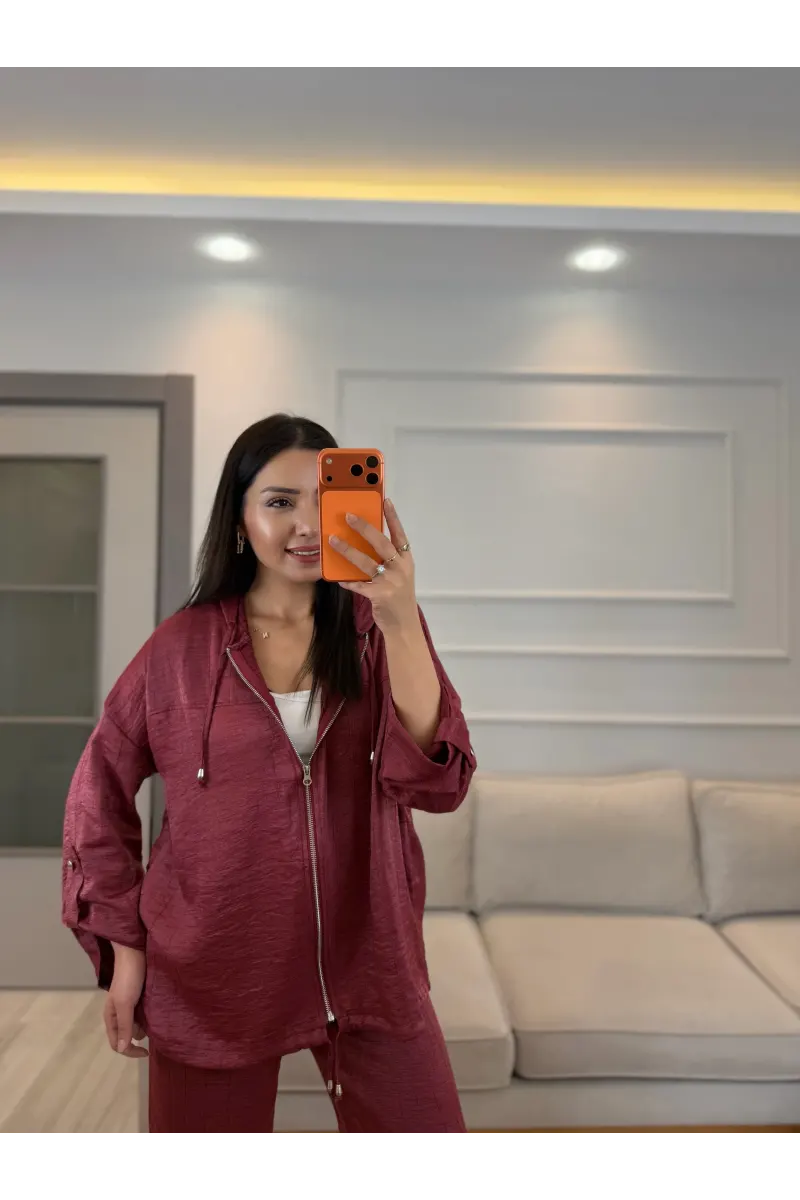 İthal Kumaş Parlak Kapüşonlu Takım