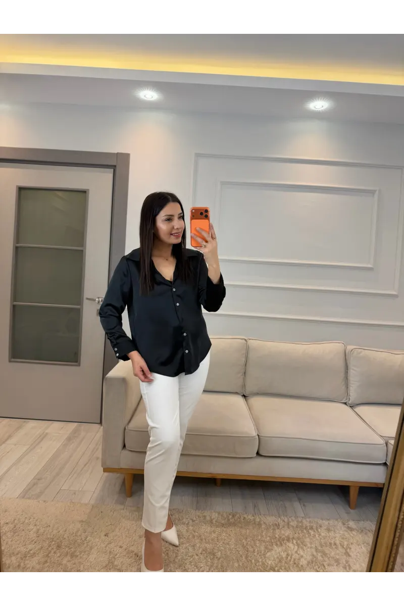 Sedef Düğmeli Saten Gömlek