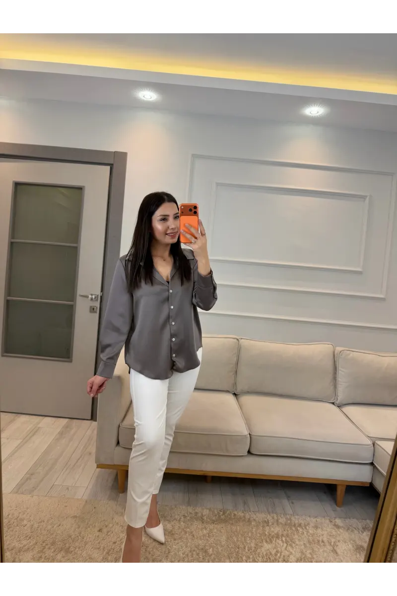 Sedef Düğmeli Saten Gömlek