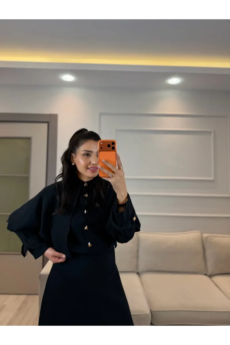 Pelerin Detaylı Etek Gömlek Takım