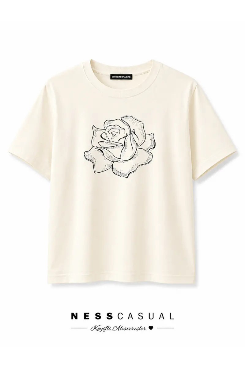 Çiçek Taş Detaylı T-Shirt