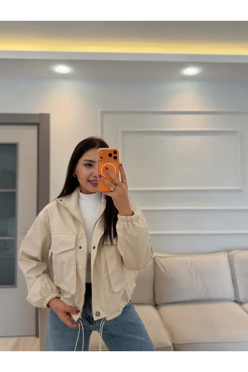 Çift Cep Kısa Ceket