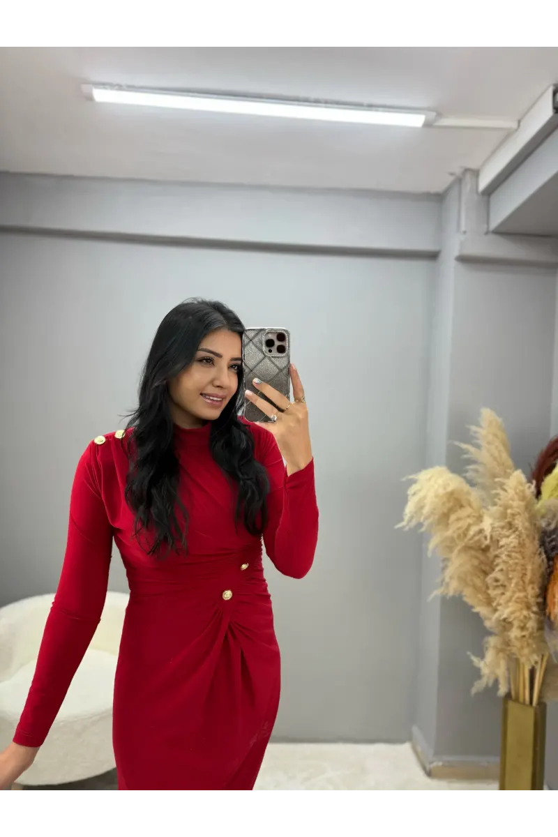 Düğme Detaylı Vatkalı Sandy Elbise