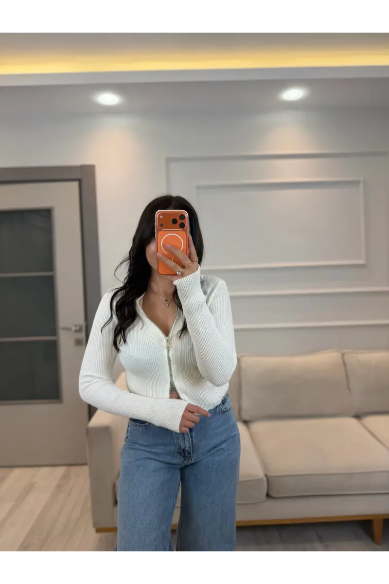 Fermuarlı Kısa Triko Hırka