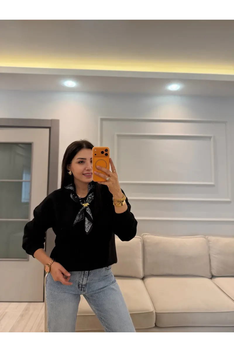 Fularlı Üç İplik Sweatshirt