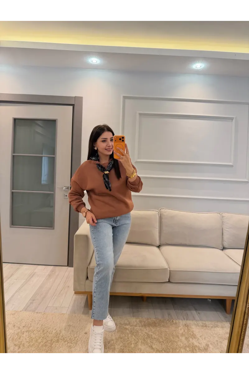 Fularlı Üç İplik Sweatshirt
