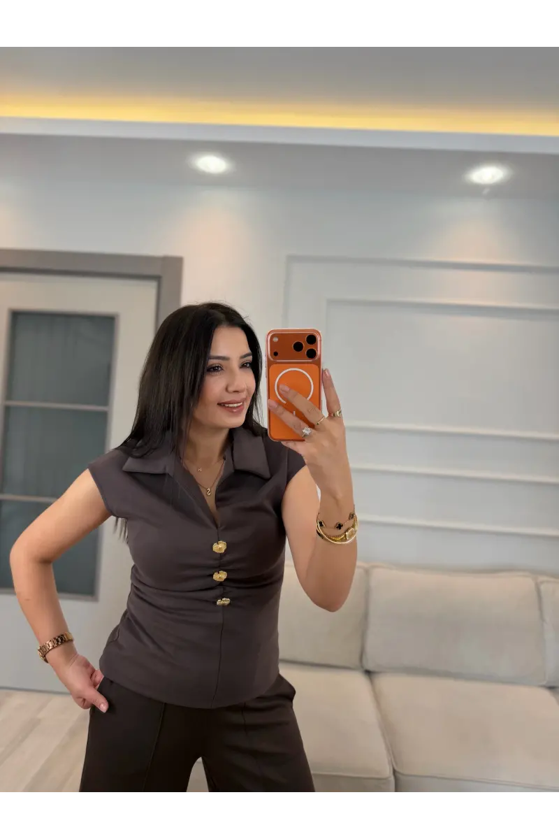 Gold Aksesuar Detaylı Drapeli Modal Bluz