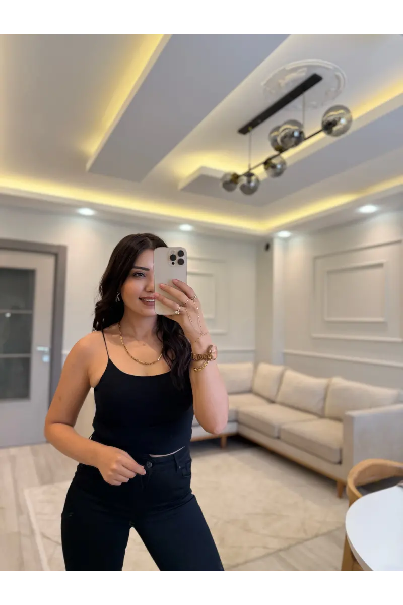 İp Askılı Atlet