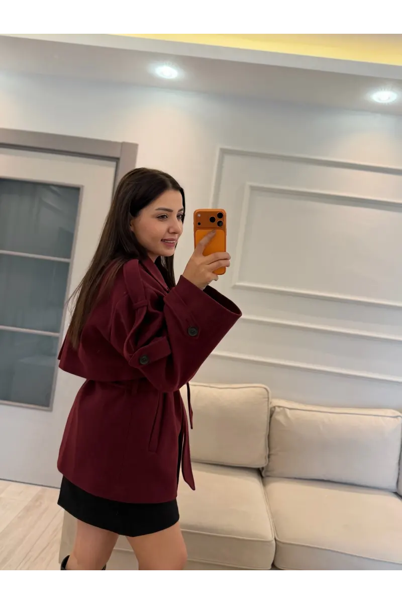 Kemer Detaylı Kaşe Kaban