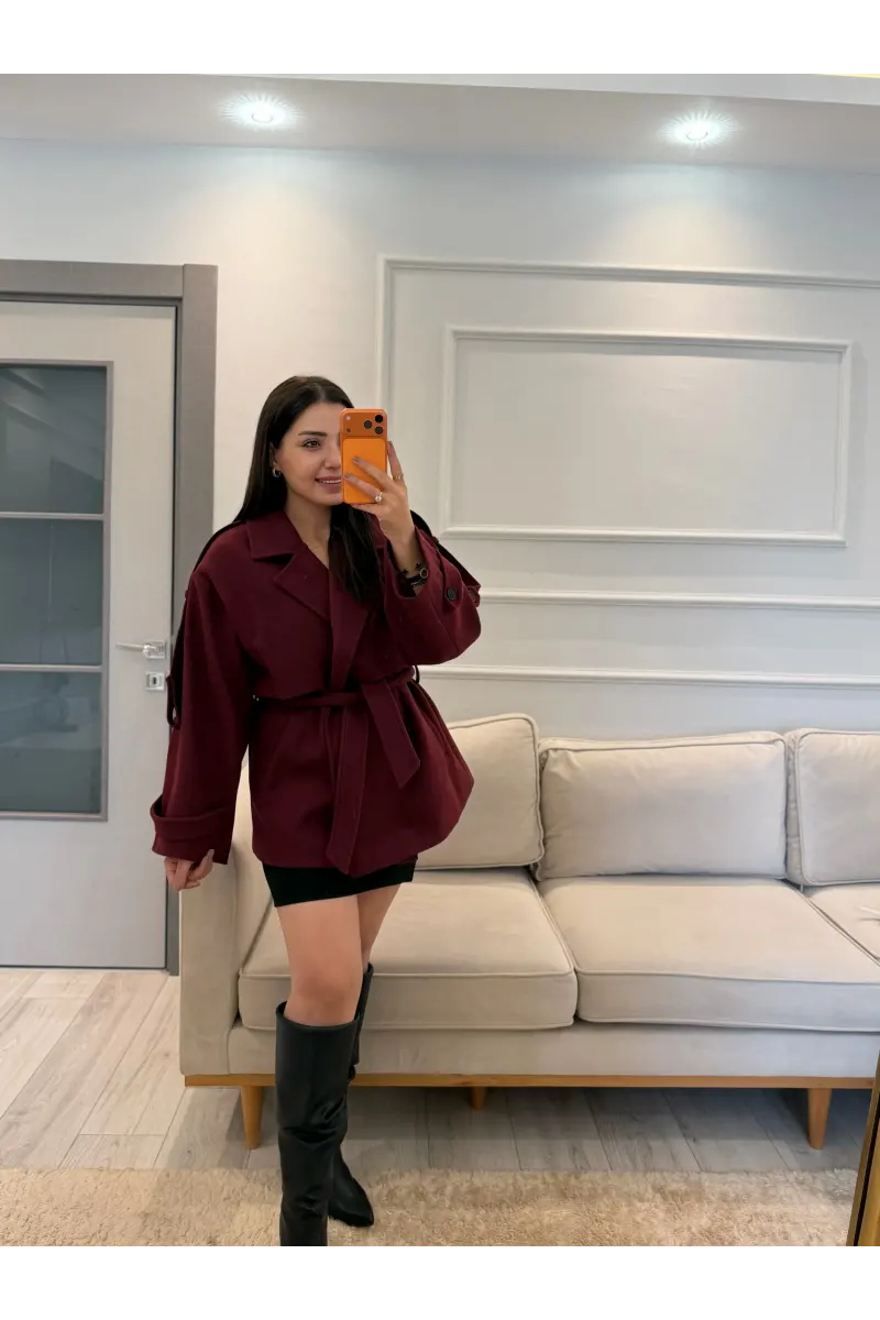 Kemer Detaylı Kaşe Kaban