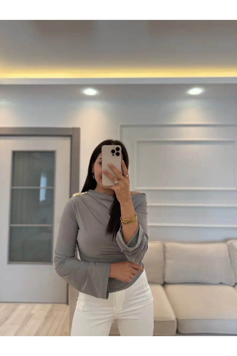 Omuz Güneş Aksesuar Sandy Bluz