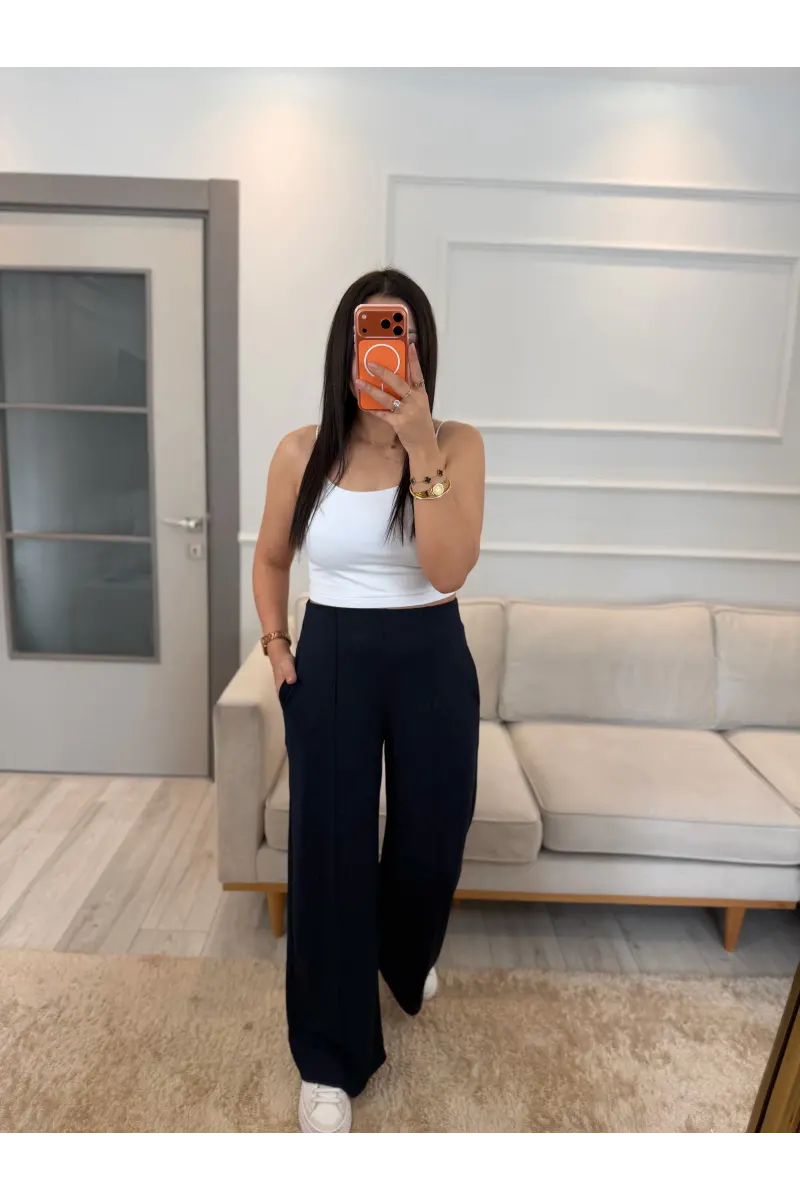 Önü Çımalı Pensli Modal Pantolon
