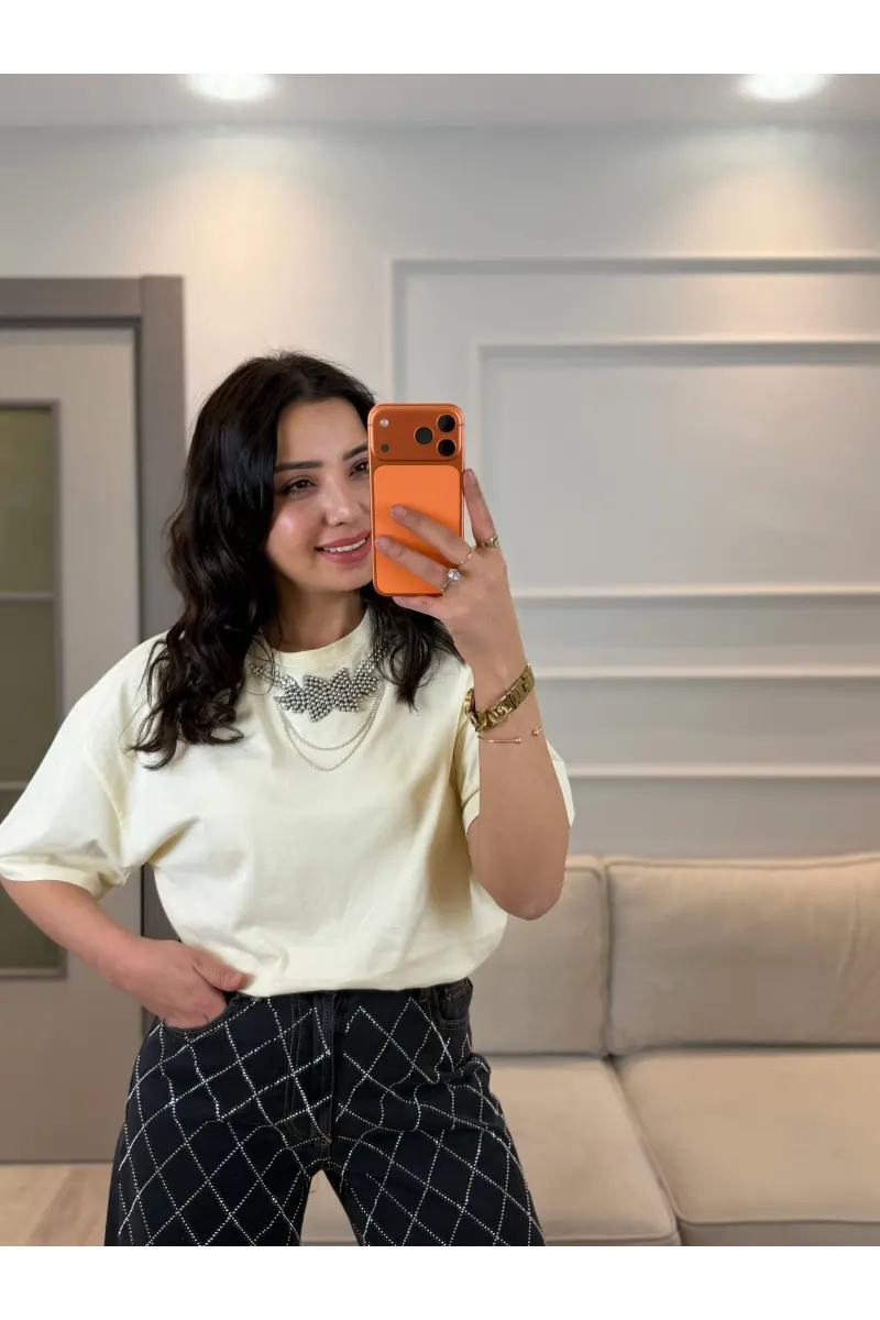 Paty Yaka Zincirli T-Shirt