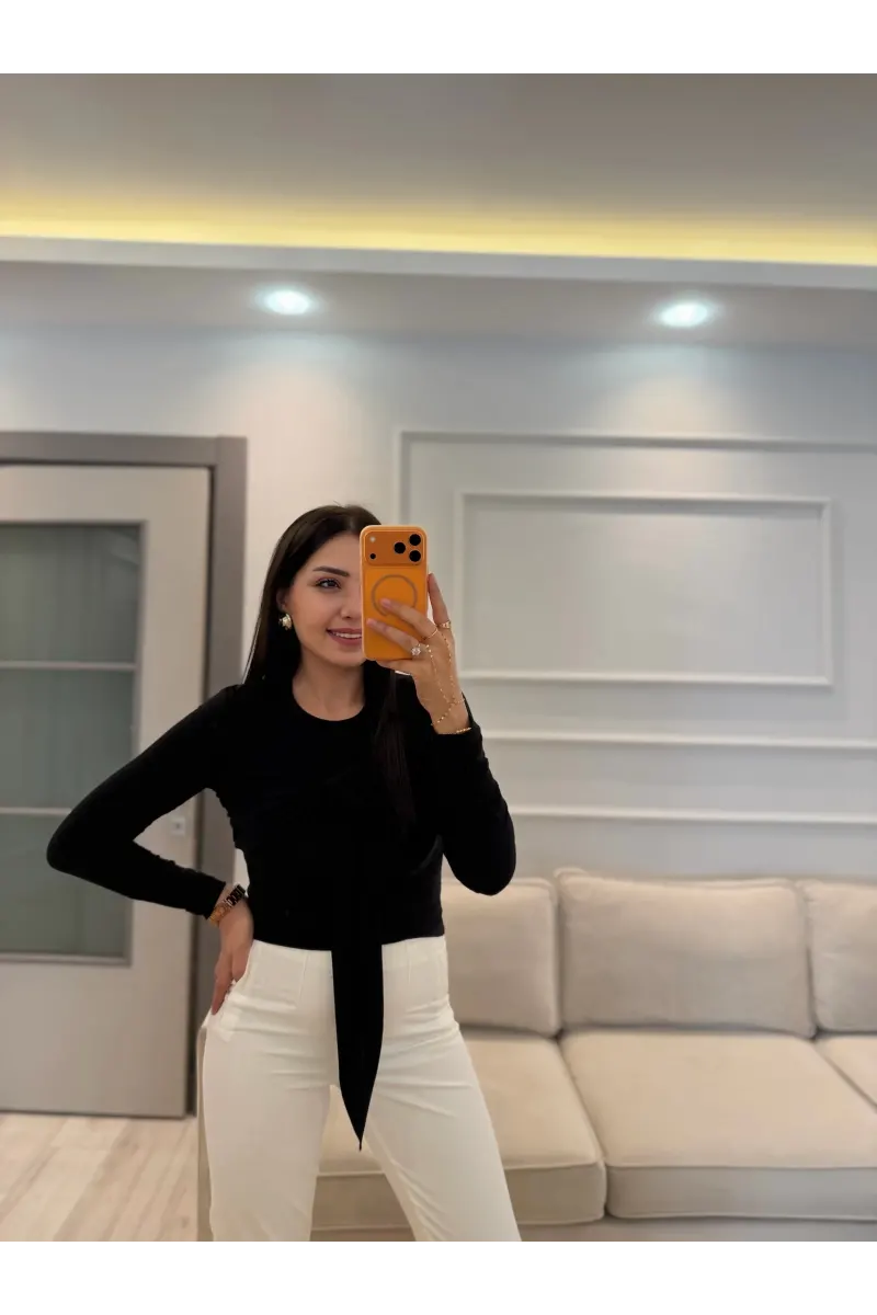 Sandy Önü Şal Detay Bluz