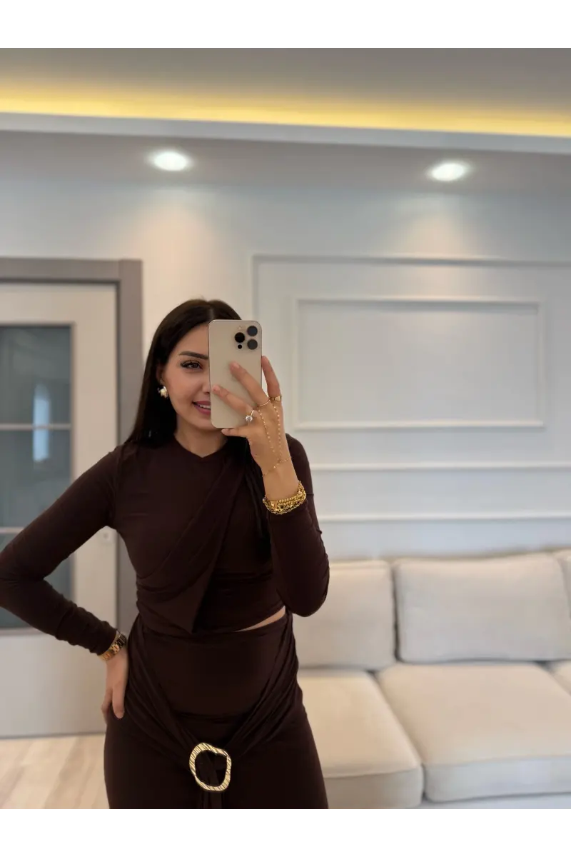 Sandy Tokalı Etek Bluz Takım