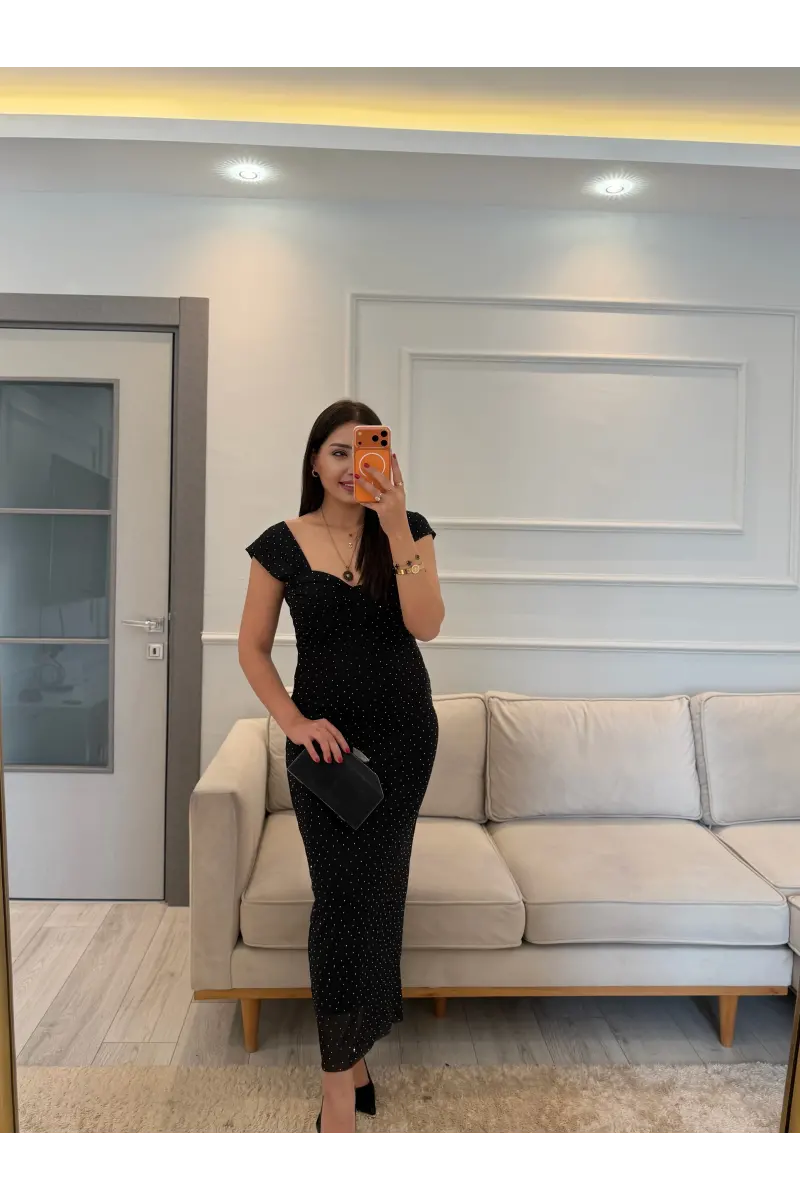 Serpme Taşlı Gloplu Elbise