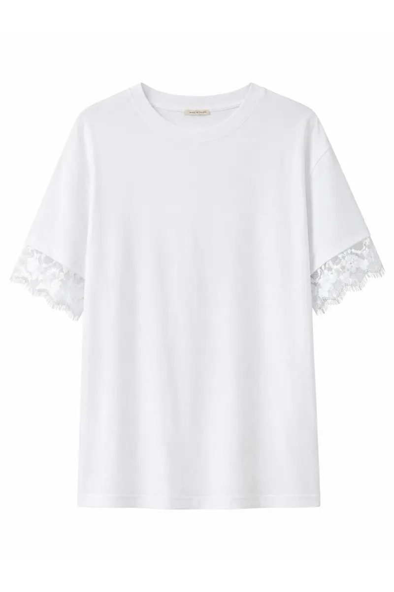 Sırt Dantel Detaylı T-Shirt