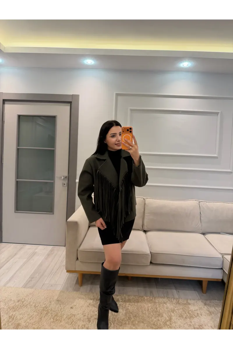 Tasarım Püsküllü Kaşe Ceket
