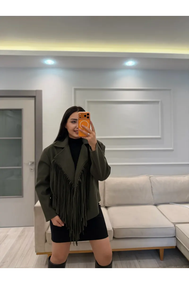 Tasarım Püsküllü Kaşe Ceket