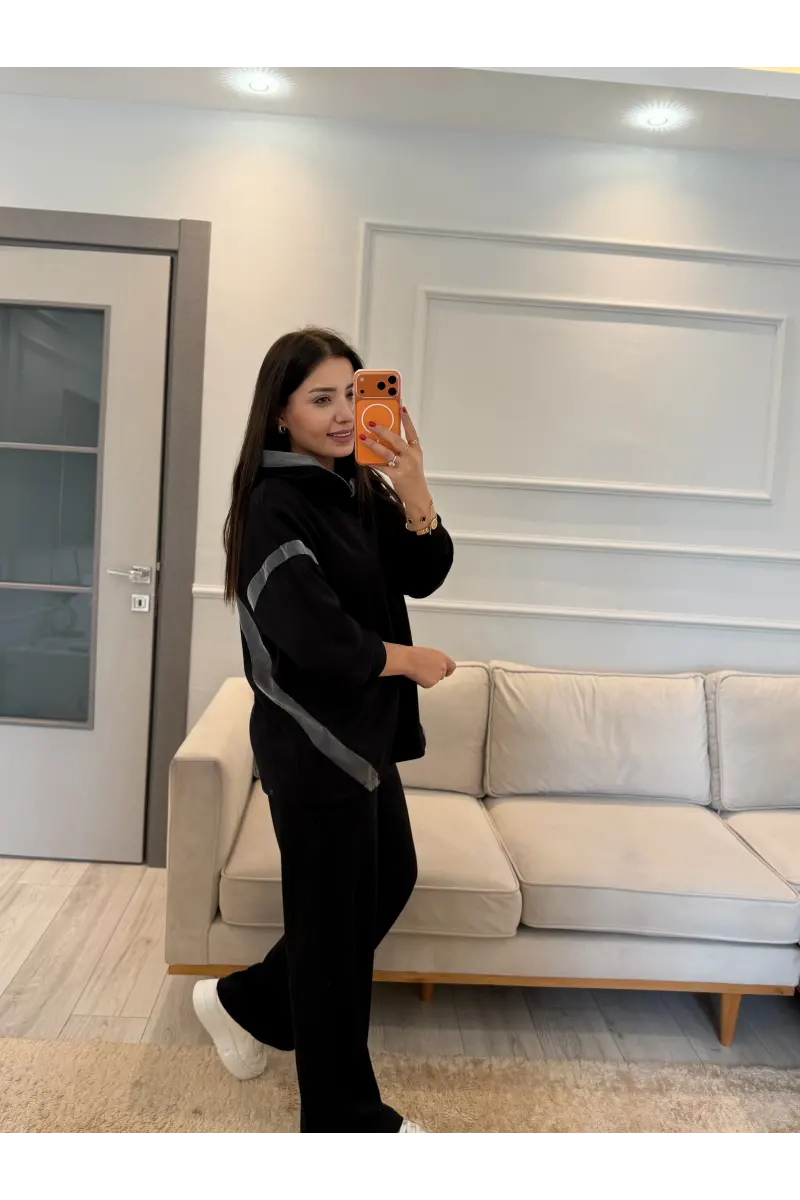 Tasarım Şerit Detaylı Modal Takım