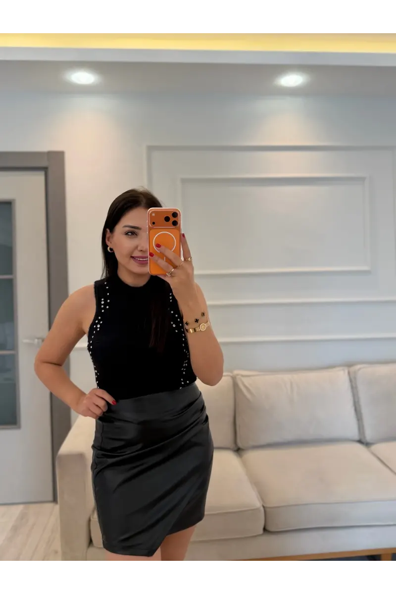 Taşlı Sakallı Triko Bluz