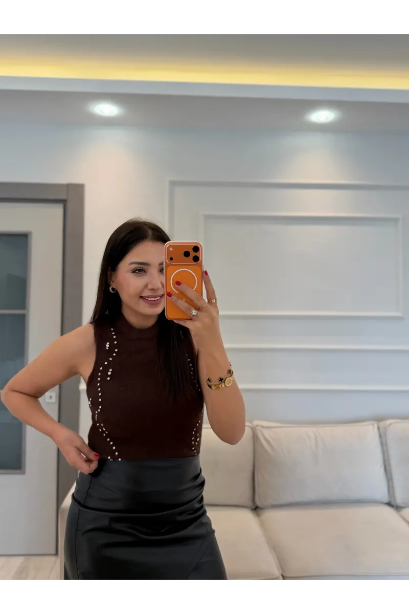 Taşlı Sakallı Triko Bluz