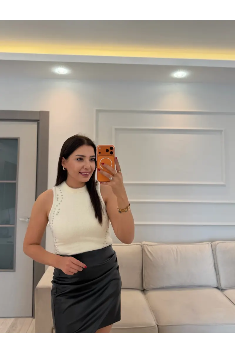 Taşlı Sakallı Triko Bluz