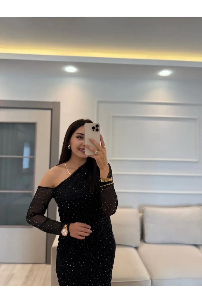 Tül Taşlı Elbise