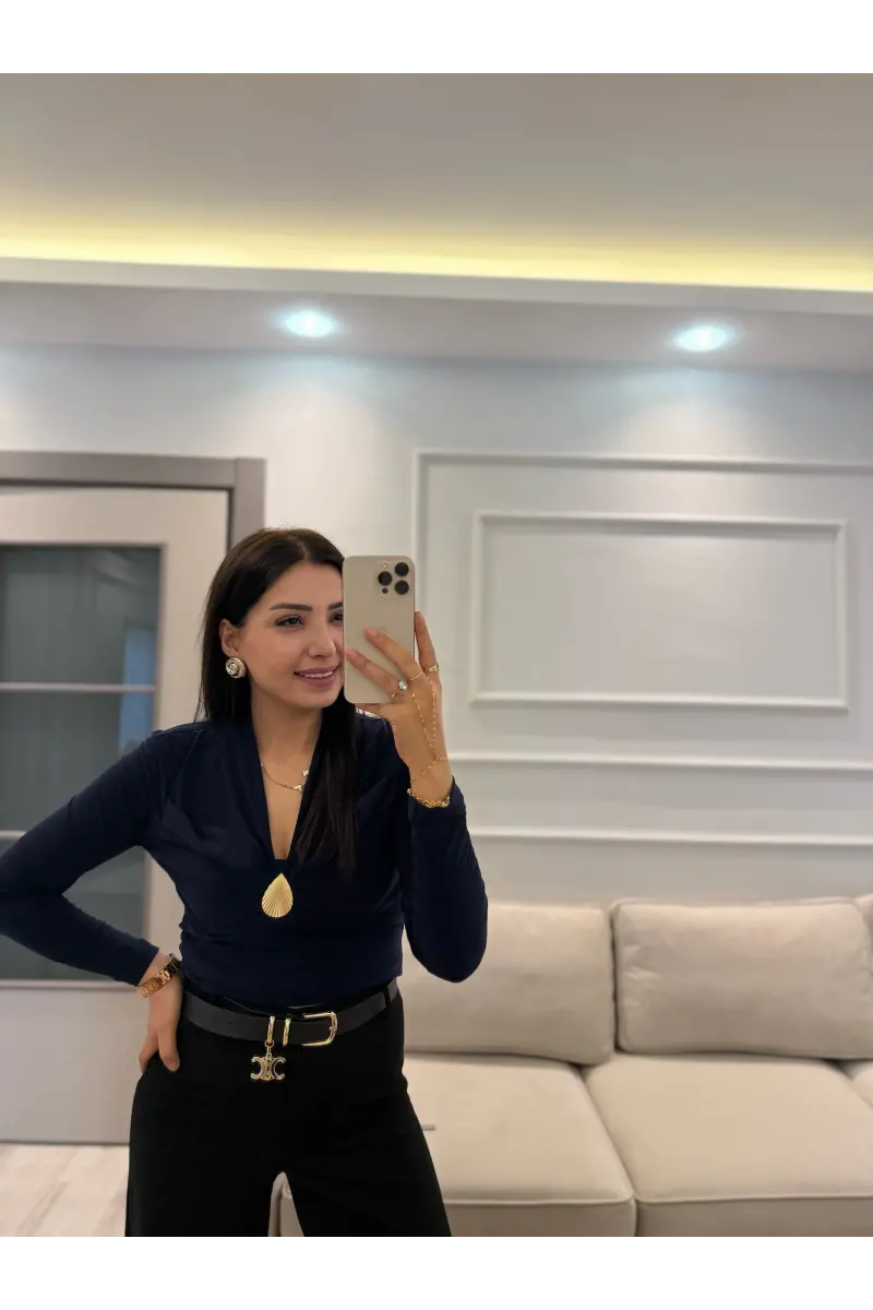 V Yaka Damla Aksesuar