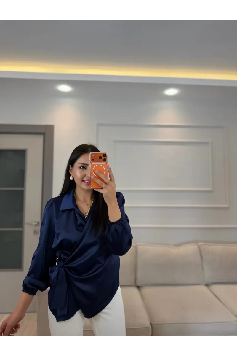 Yandan Bağlamalı Saten Bluz