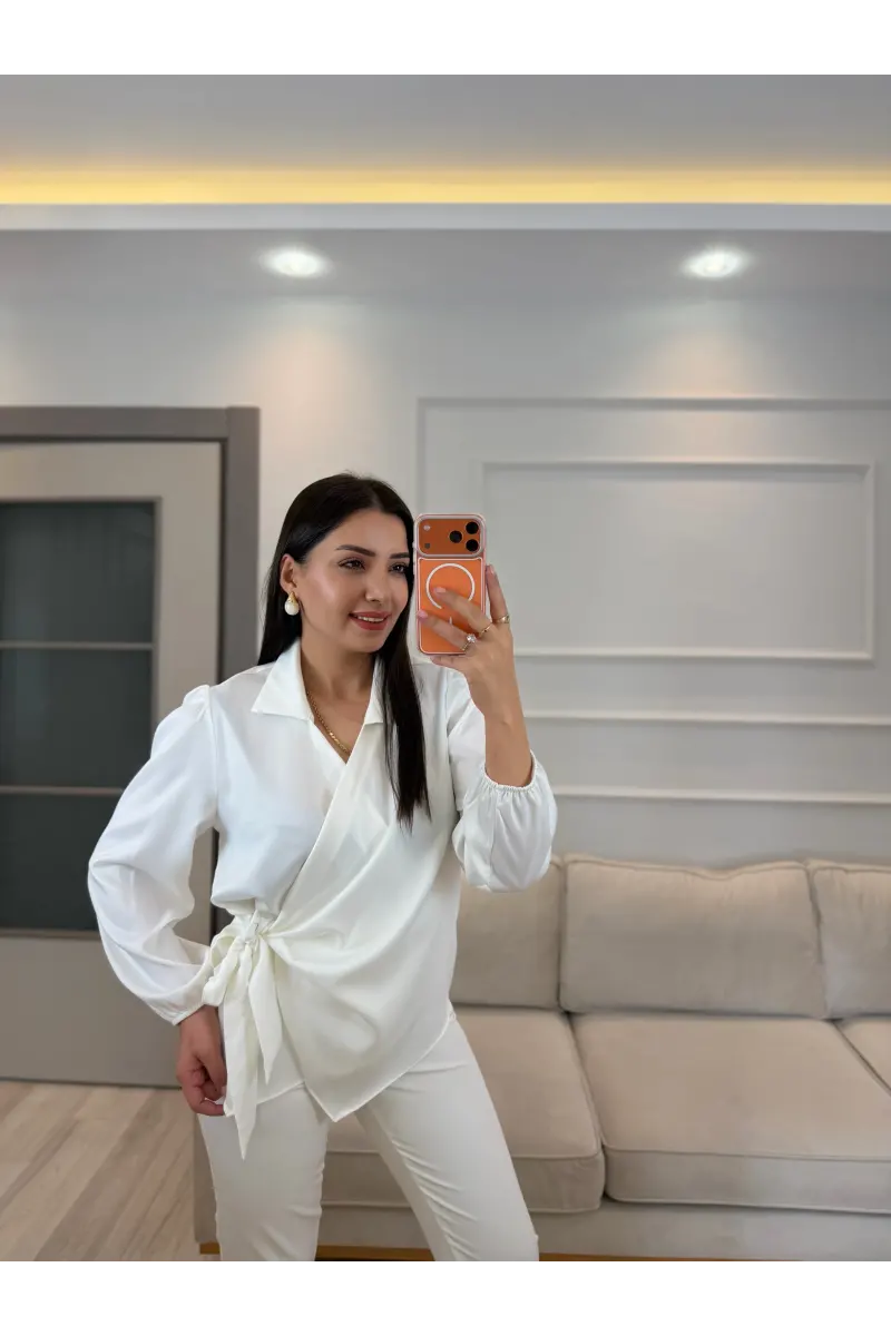 Yandan Bağlamalı Saten Bluz