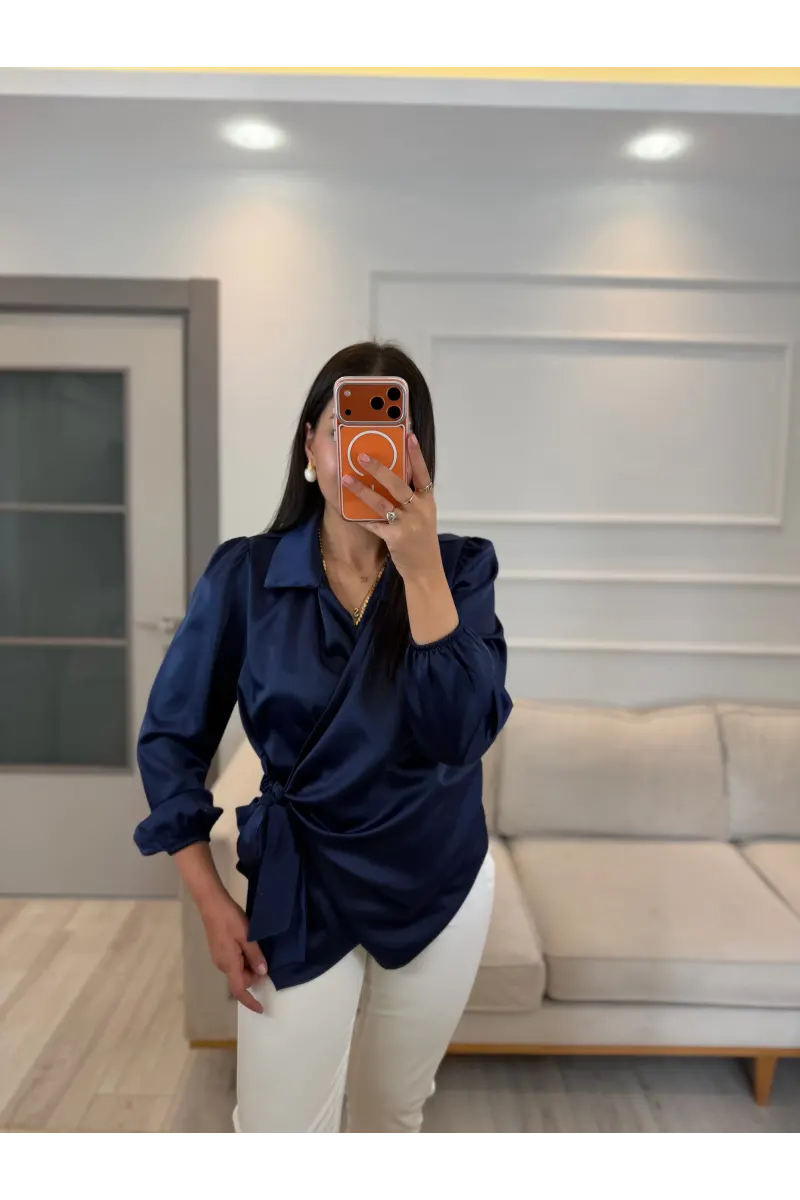Yandan Bağlamalı Saten Bluz