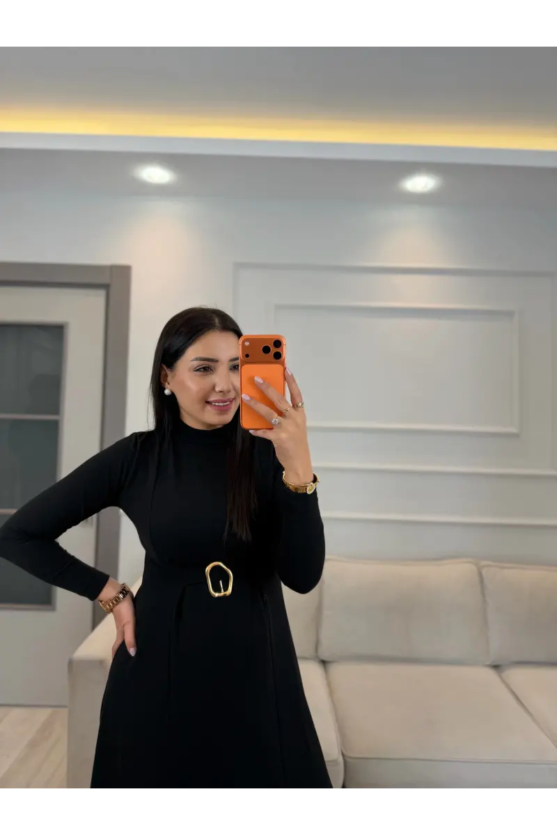 Yırtmaç Gold Toka Detaylı Elbise